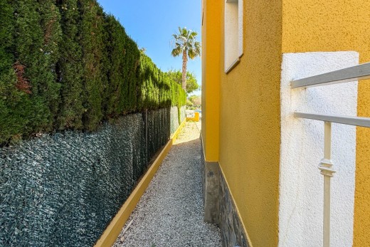 Resale - Villa - Guardamar del Segura - EL RASO