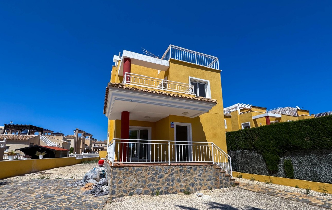 Resale - Villa - Guardamar del Segura - EL RASO