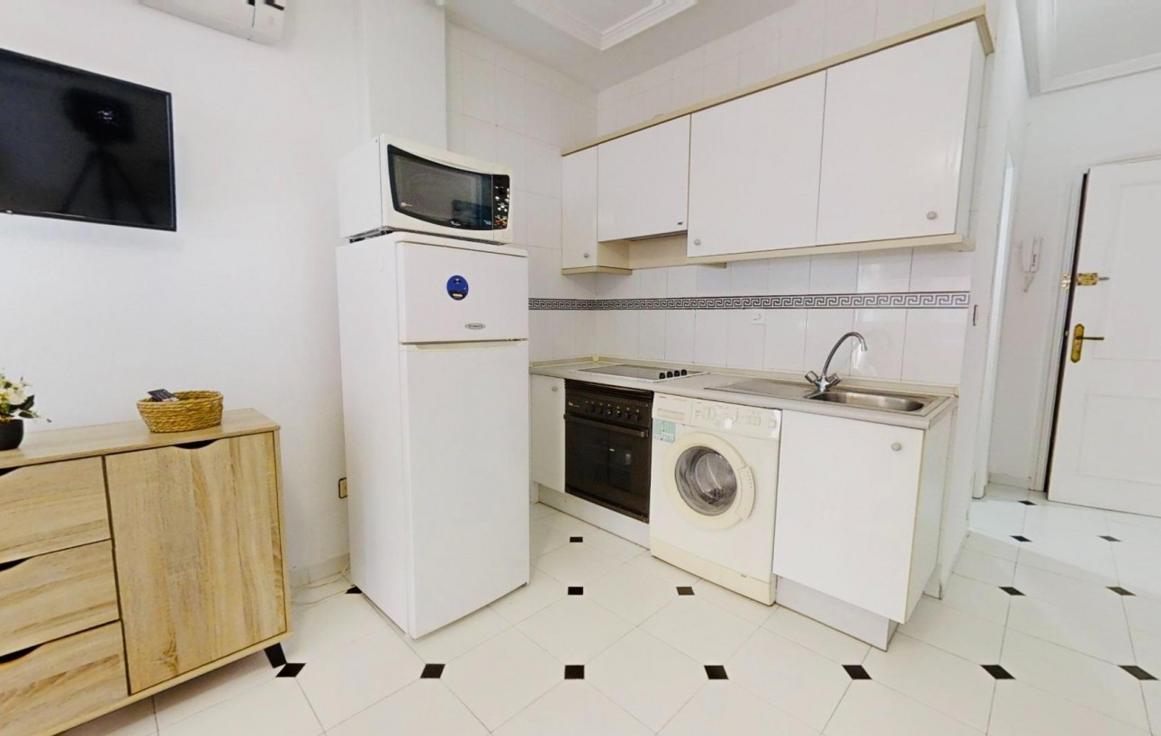 Resale - Studie - Torrevieja - Playa del cura