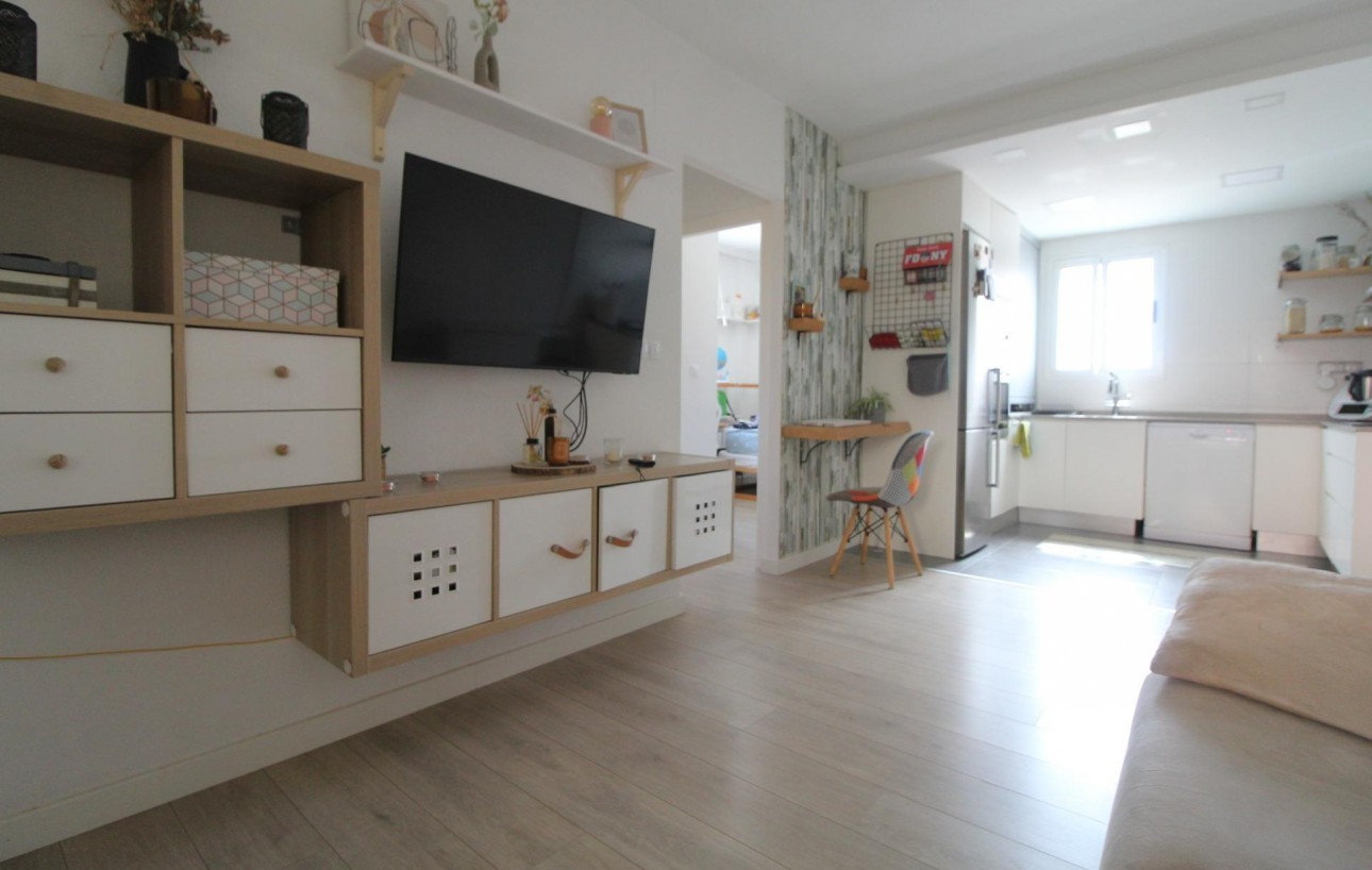 Resale - Planta baja - Torrevieja - Aguas nuevas 1
