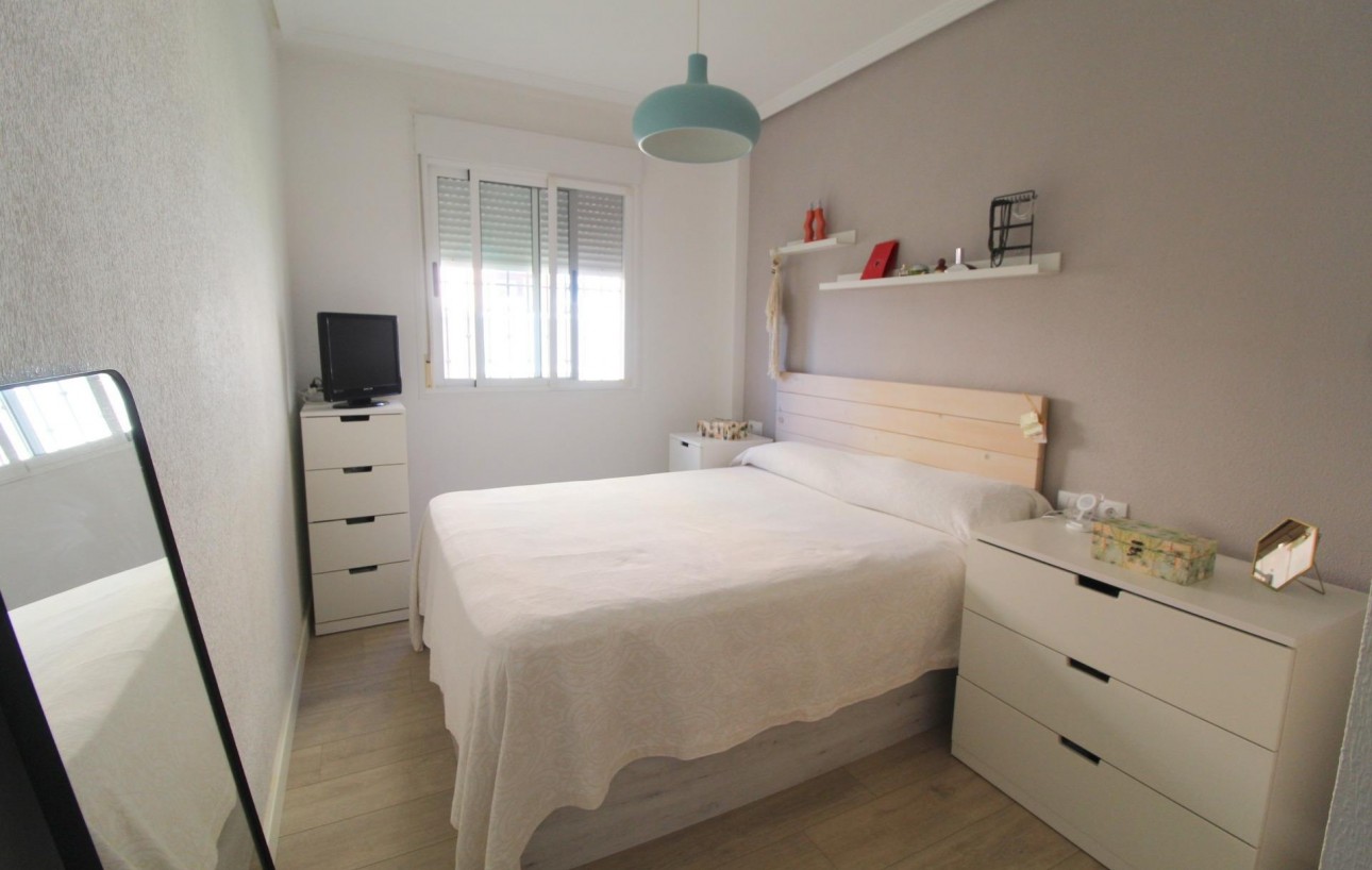 Resale - Planta baja - Torrevieja - Aguas nuevas 1