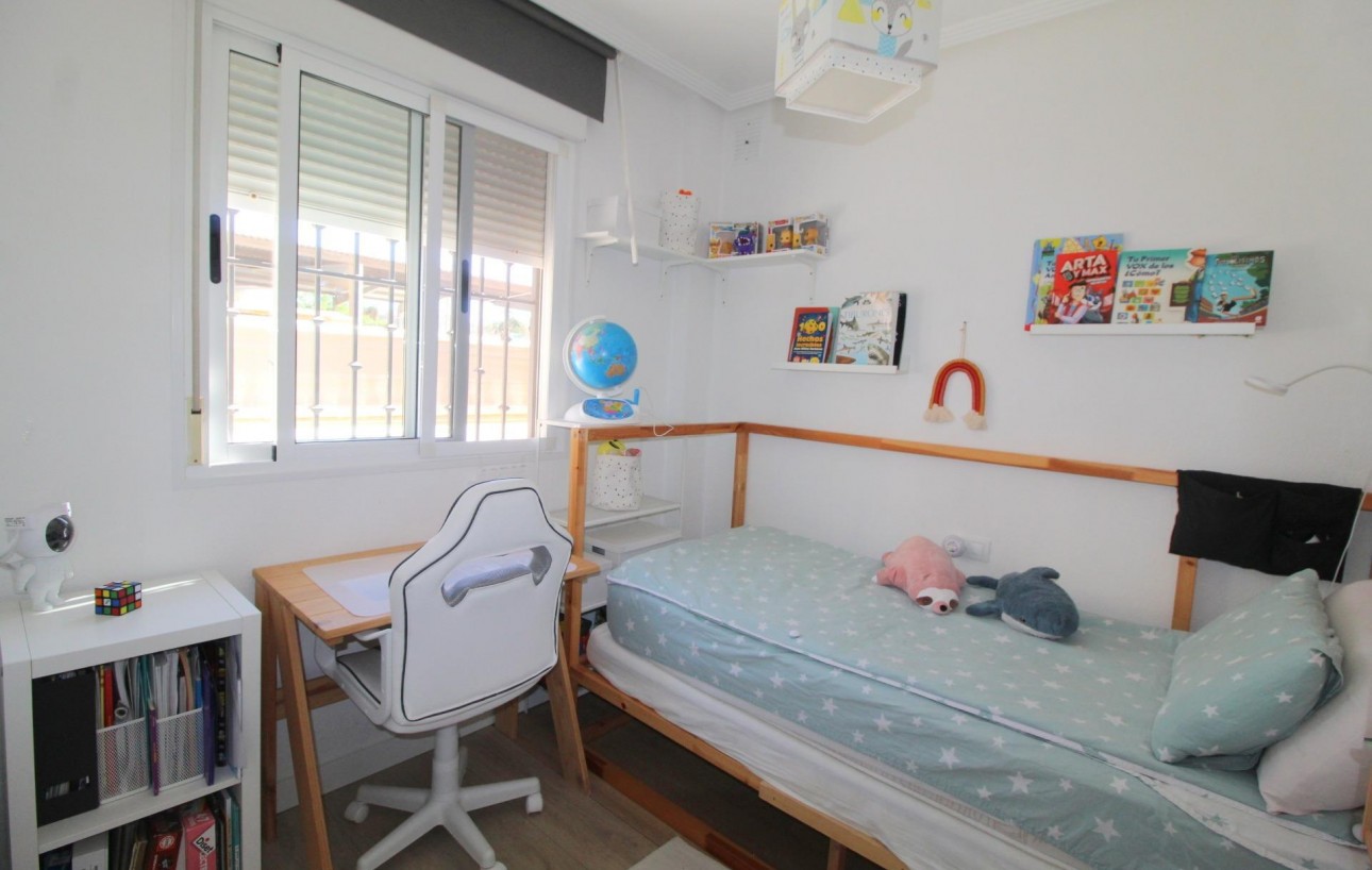 Resale - Planta baja - Torrevieja - Aguas nuevas 1