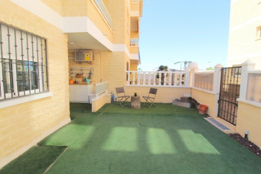 Resale - Planta baja - Torrevieja - Aguas nuevas 1