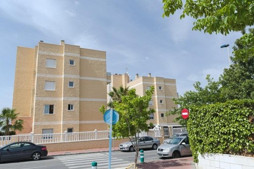 Resale - Planta baja - Torrevieja - Aguas nuevas 1