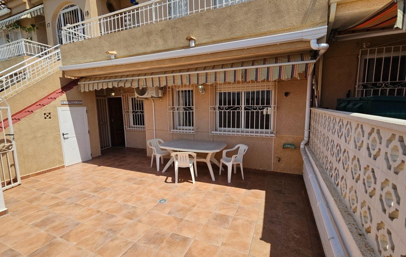 Sale - Bungalow - Torrevieja - Torreblanca