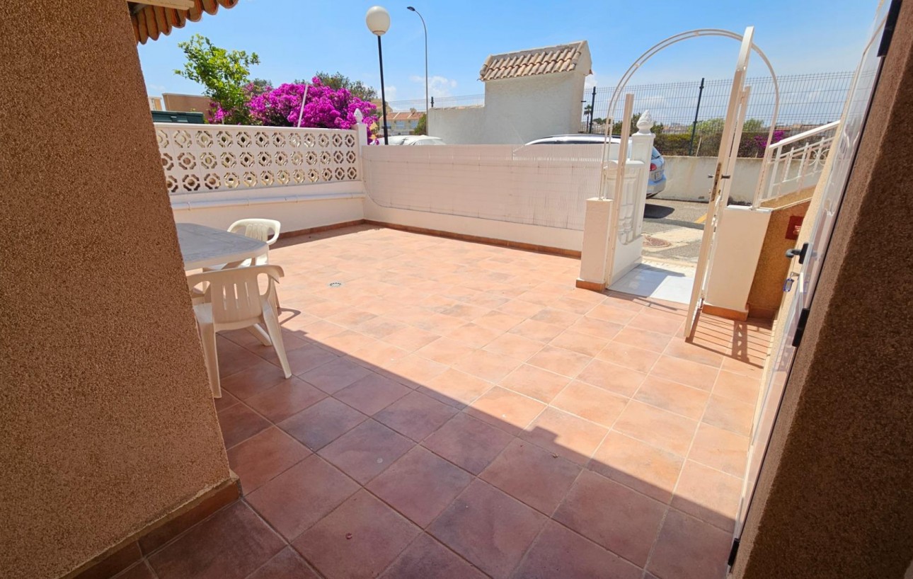 Sale - Bungalow - Torrevieja - Torreblanca