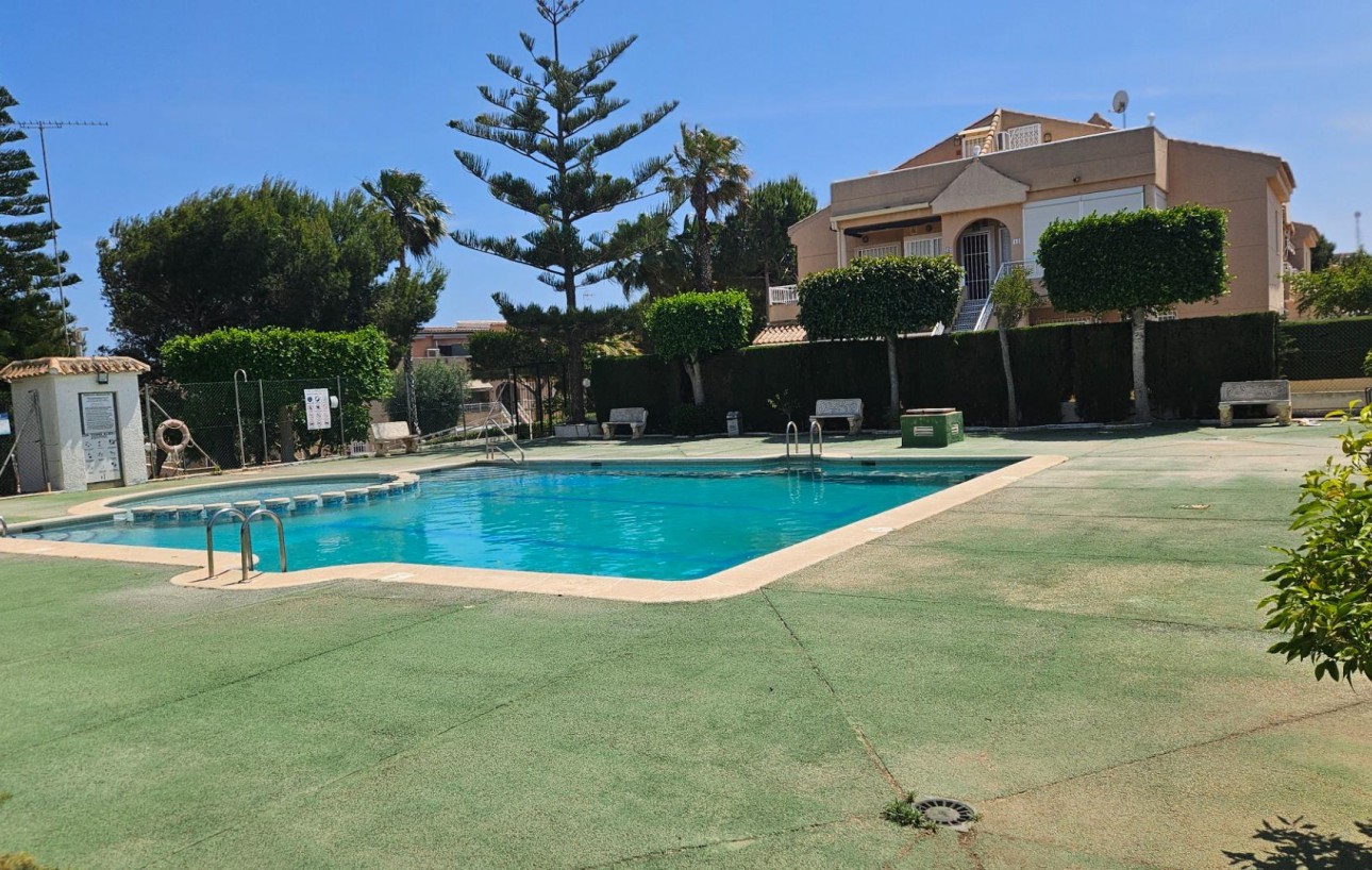 Sale - Bungalow - Torrevieja - Torreblanca