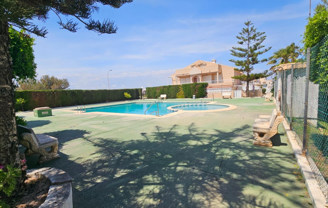 Sale - Bungalow - Torrevieja - Torreblanca