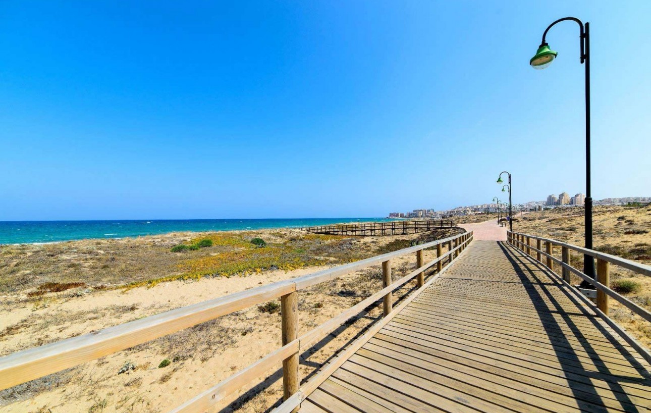 Sale - Bungalow - Torrevieja - Torreblanca