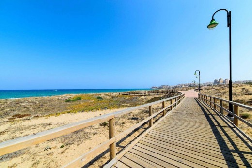 Sale - Bungalow - Torrevieja - Torreblanca