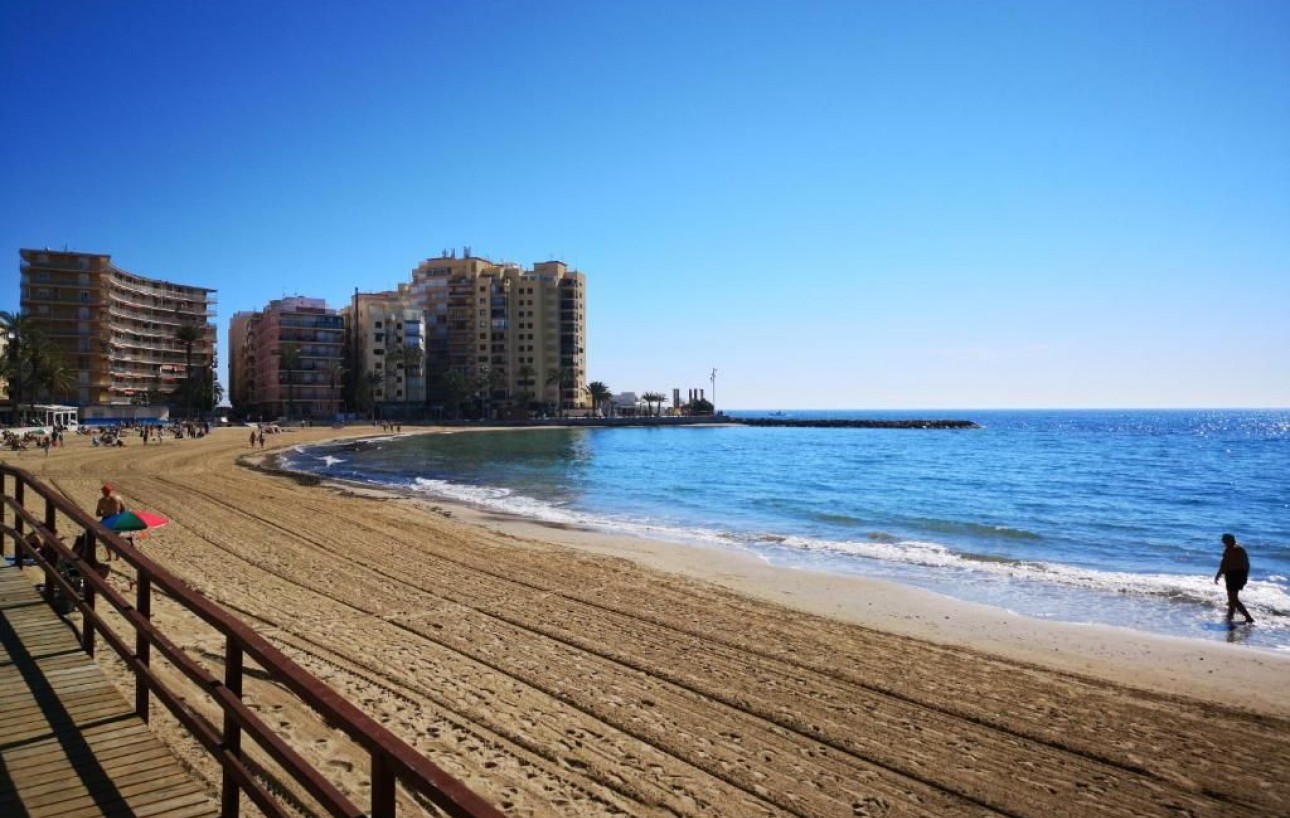 Resale - Wohnung - Torrevieja - Estacion de autobuses