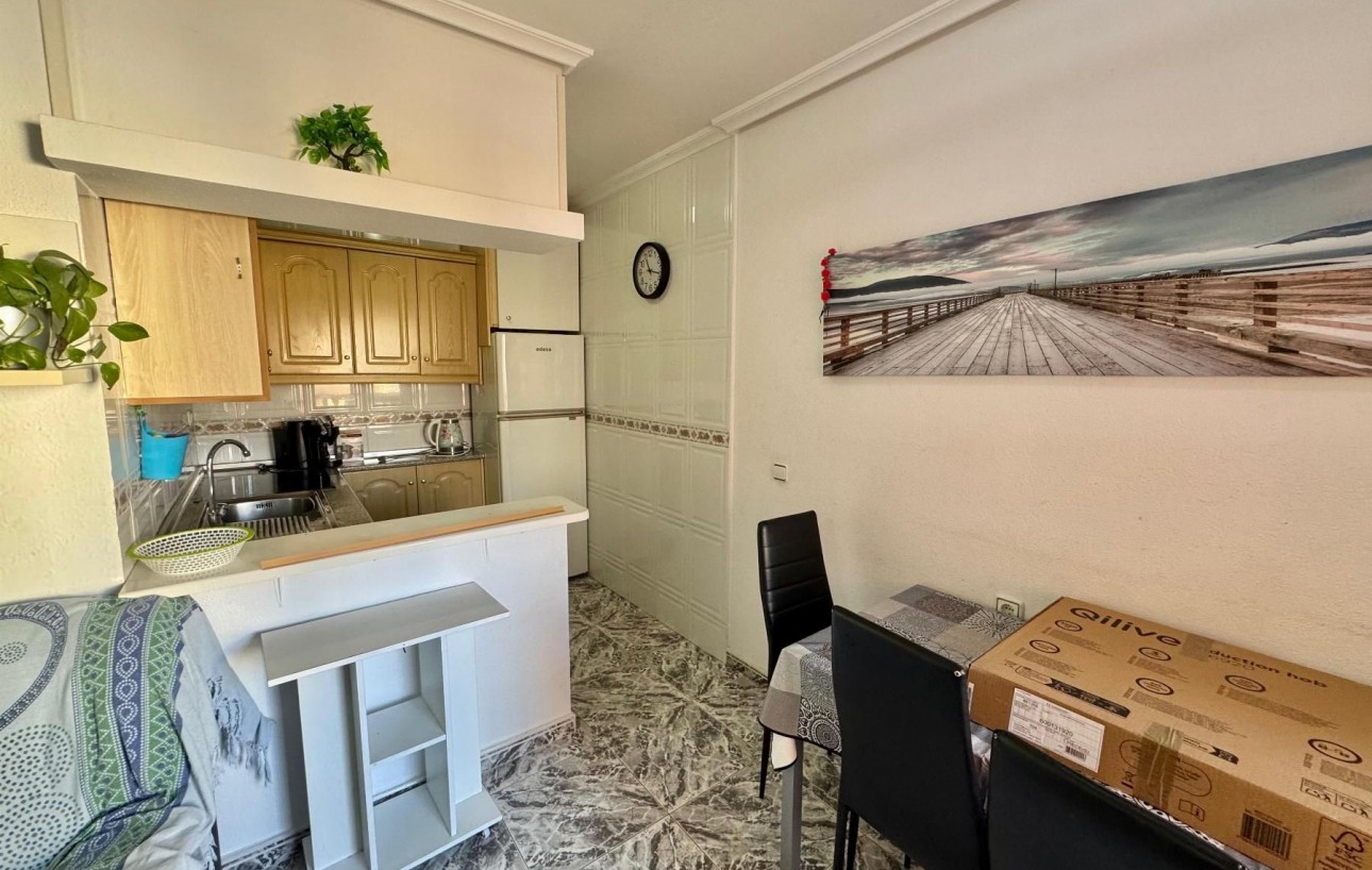 Resale - Wohnung - Torrevieja - Estacion de autobuses