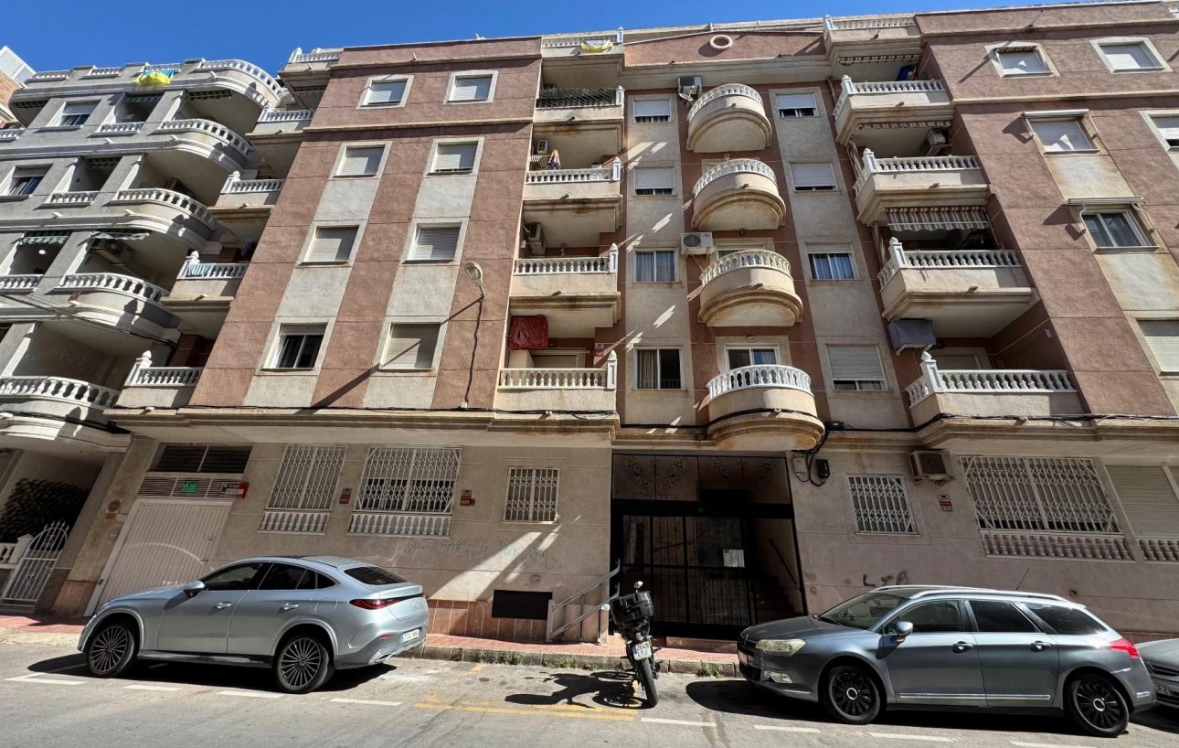 Resale - Wohnung - Torrevieja - Estacion de autobuses