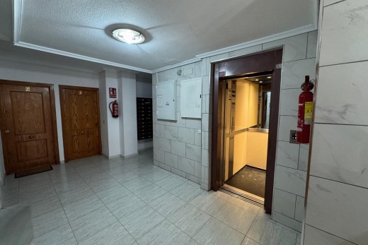 Resale - Wohnung - Torrevieja - Estacion de autobuses