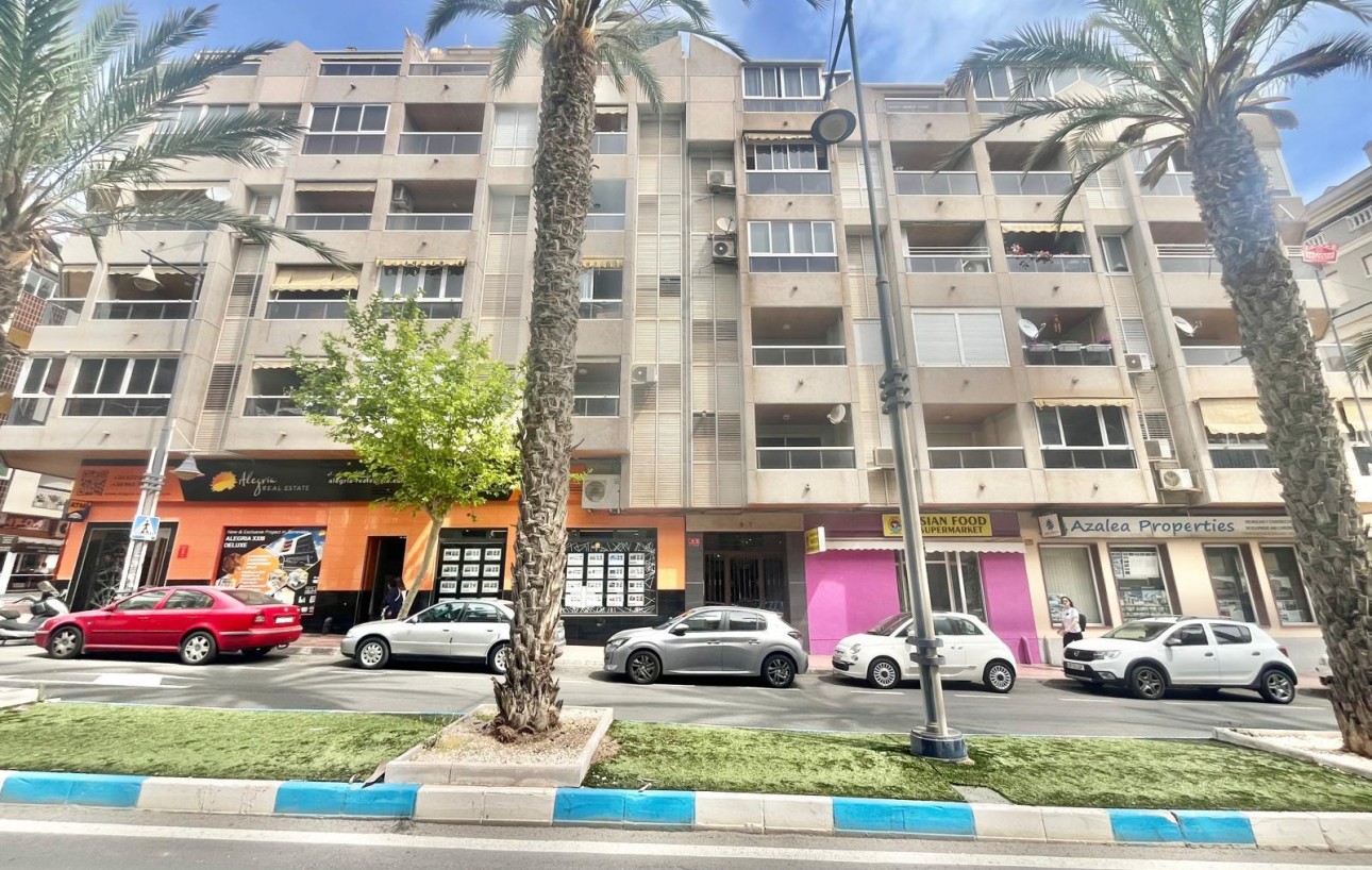 Sale - Apartment - Torrevieja - Habaneras