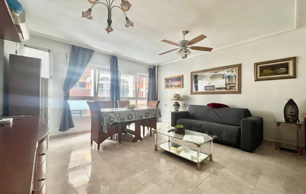 Sale - Apartment - Torrevieja - Habaneras