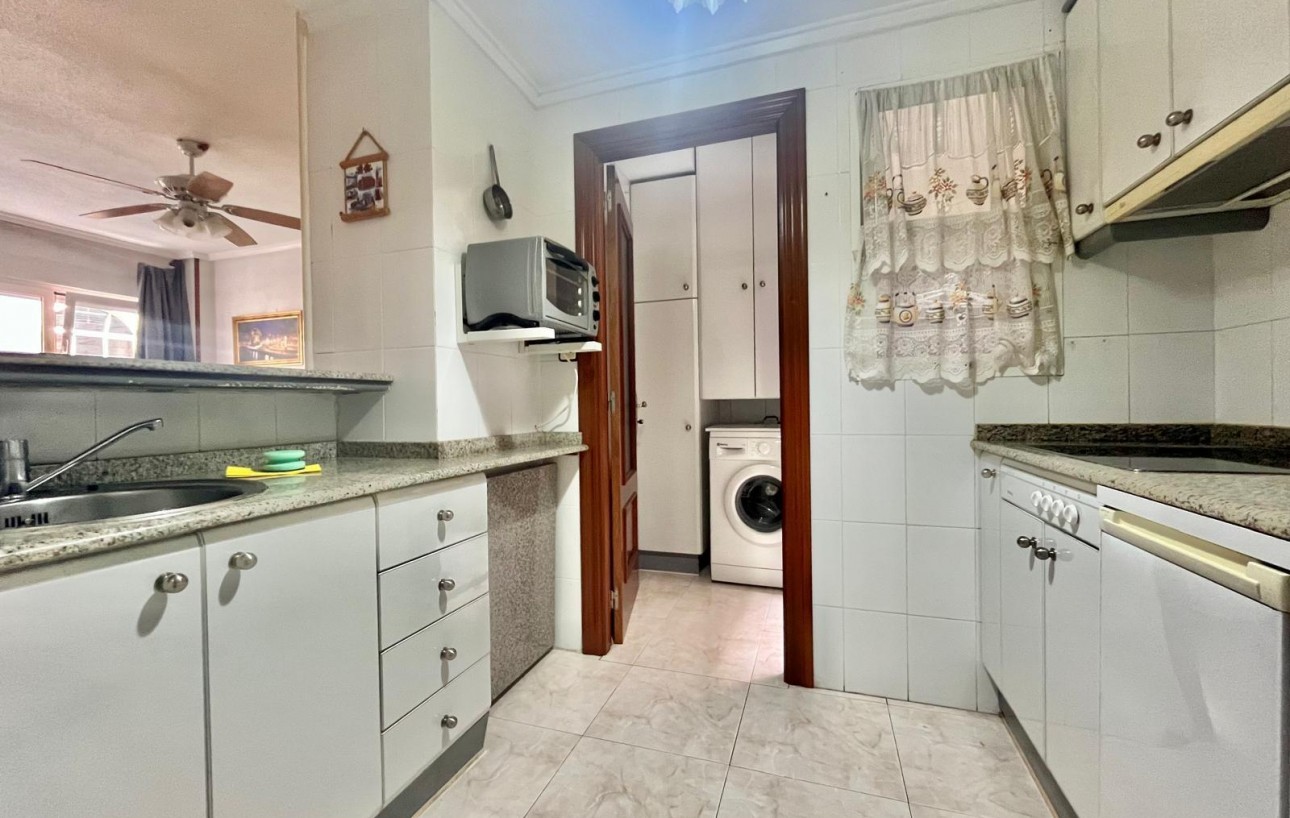 Sale - Apartment - Torrevieja - Habaneras