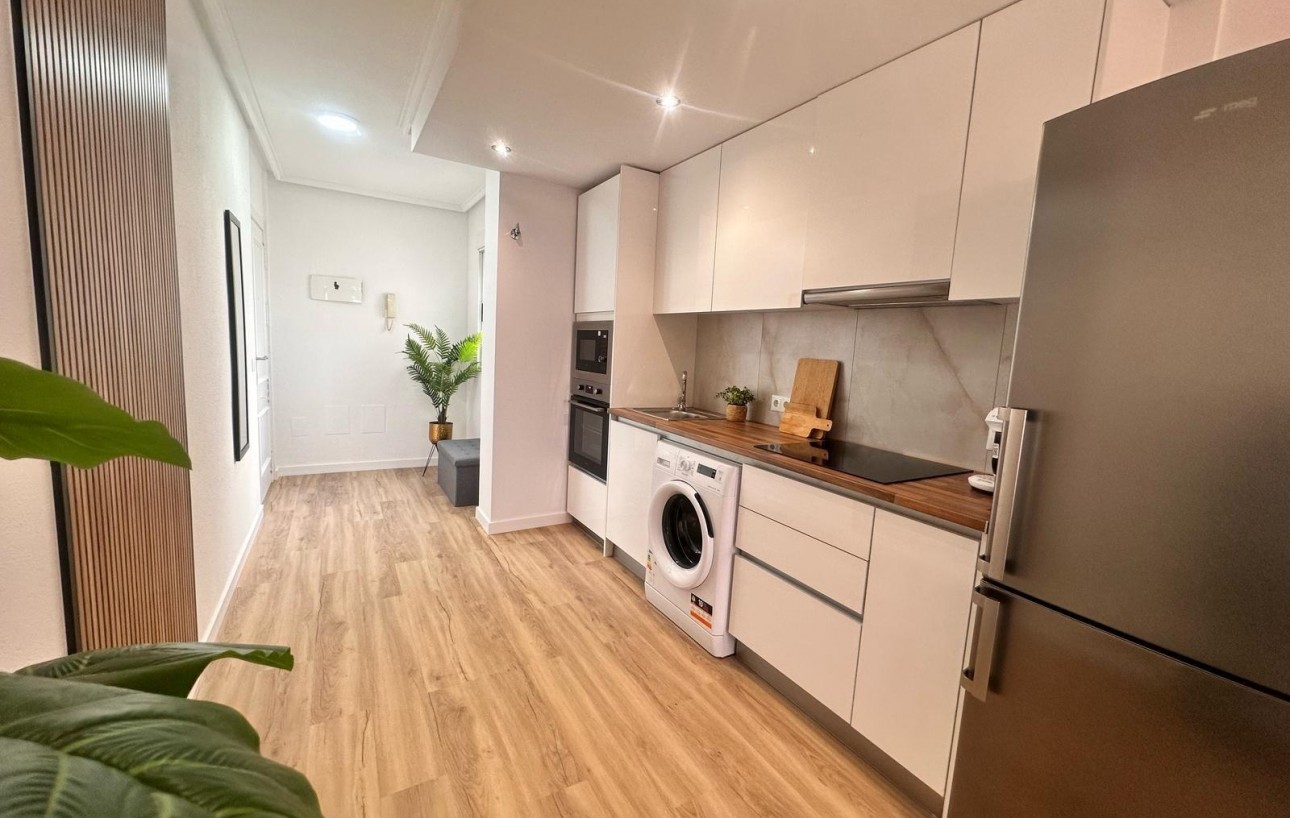 Revente - Appartement - Torrevieja - Estacion de autobuses