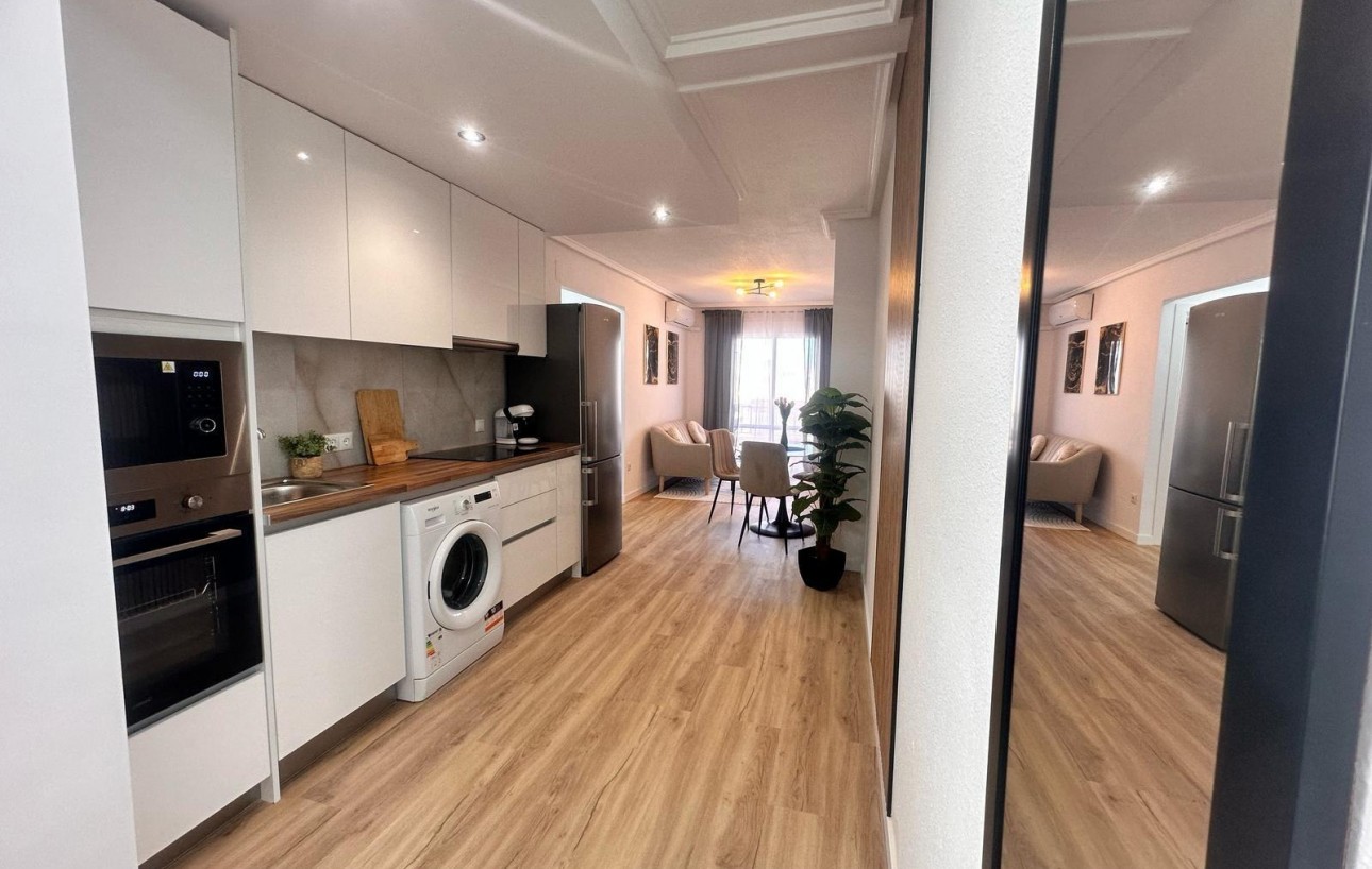 Revente - Appartement - Torrevieja - Estacion de autobuses