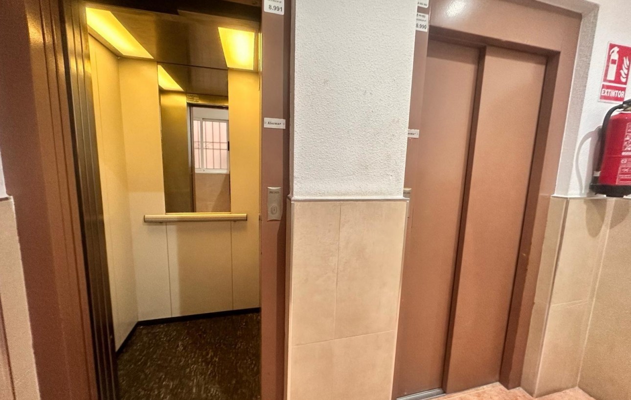 Revente - Appartement - Torrevieja - Estacion de autobuses