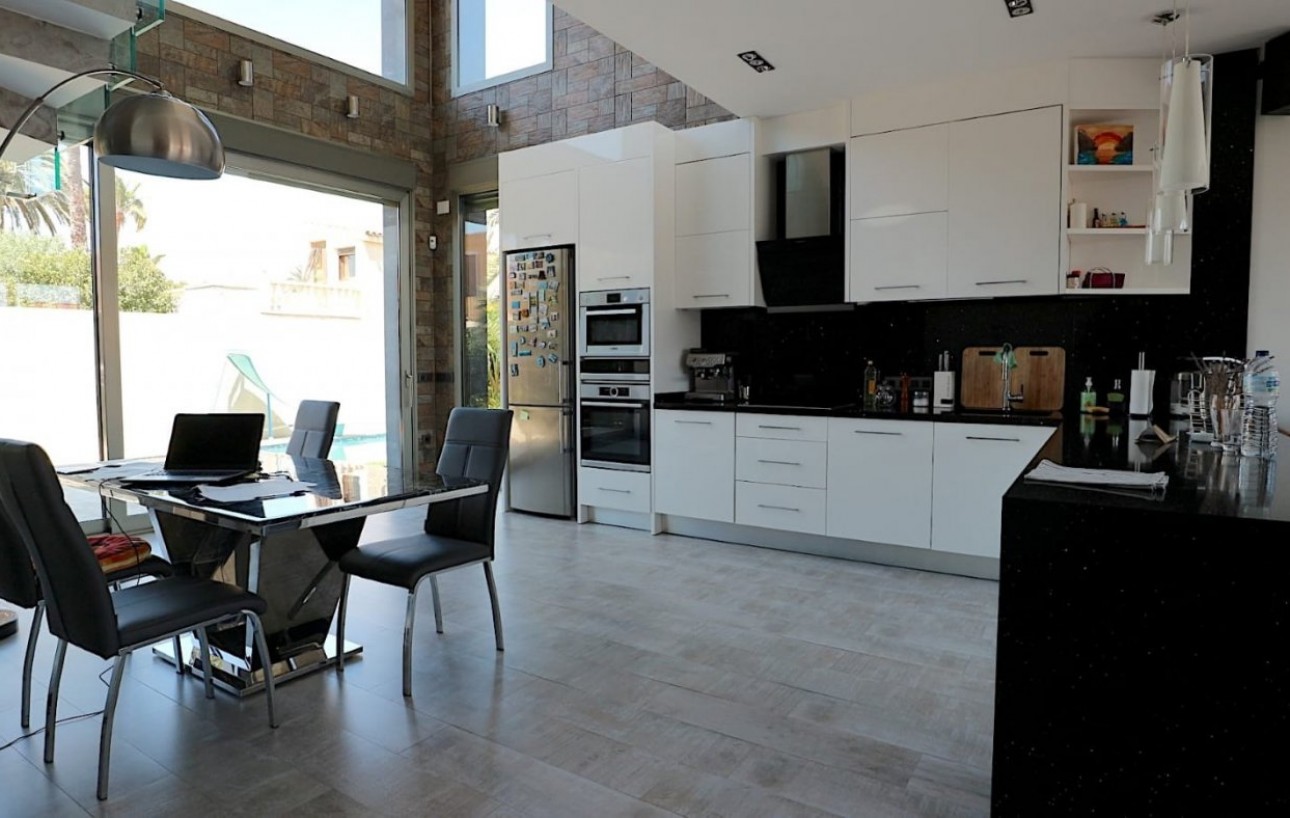 Resale - Villa de Lujo - Torrevieja - Los Angeles