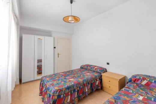 Resale - Lägenhet - Torrevieja - Playa del cura