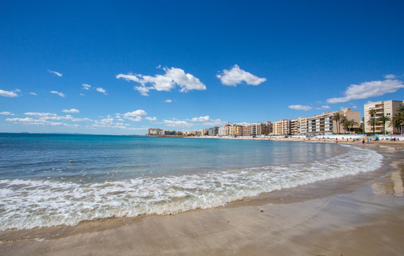 Resale - Lägenhet - Torrevieja - Playa del cura