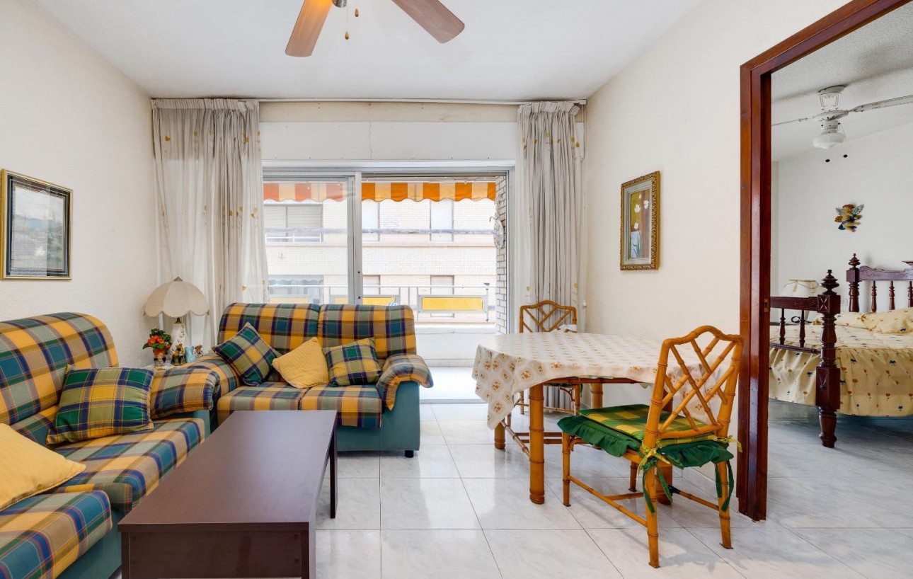 Resale - Wohnung - Torrevieja - Playa del cura