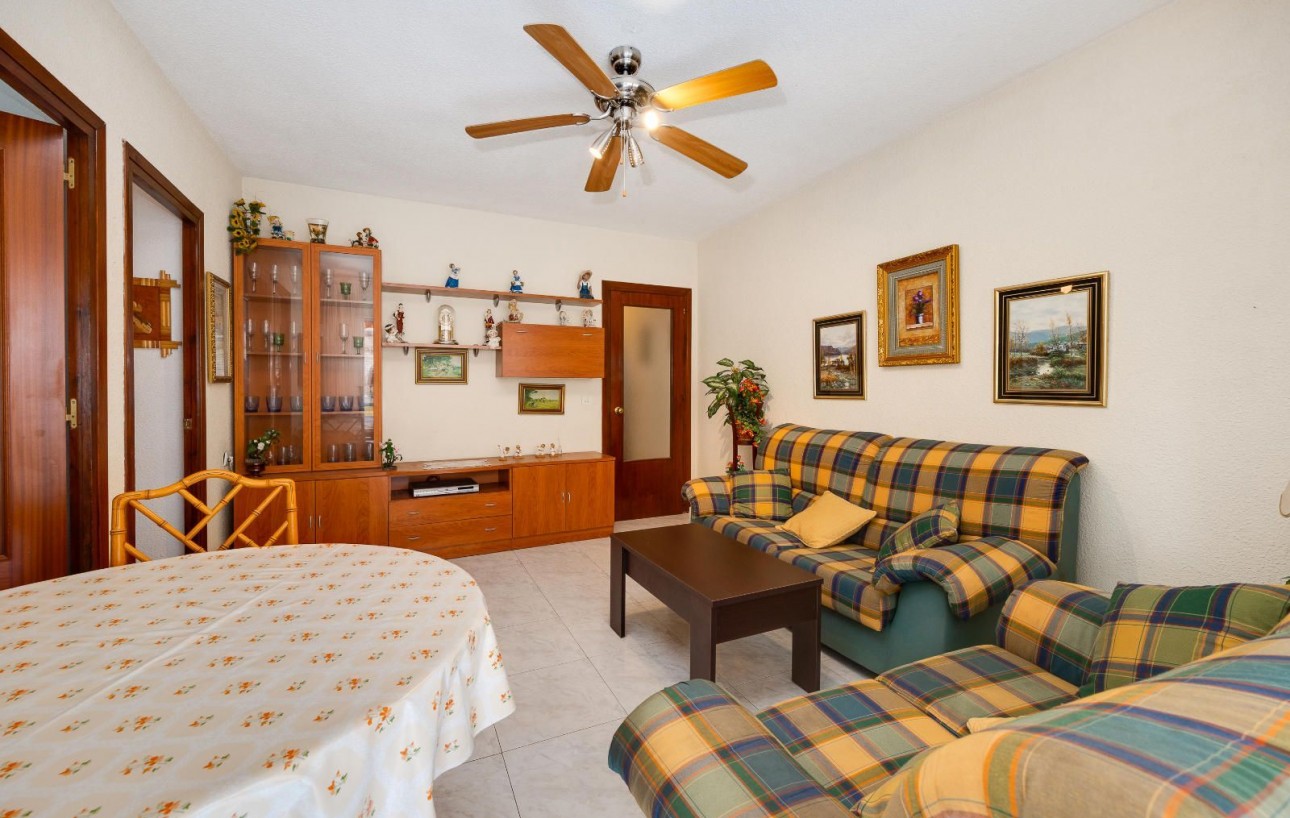 Resale - Wohnung - Torrevieja - Playa del cura