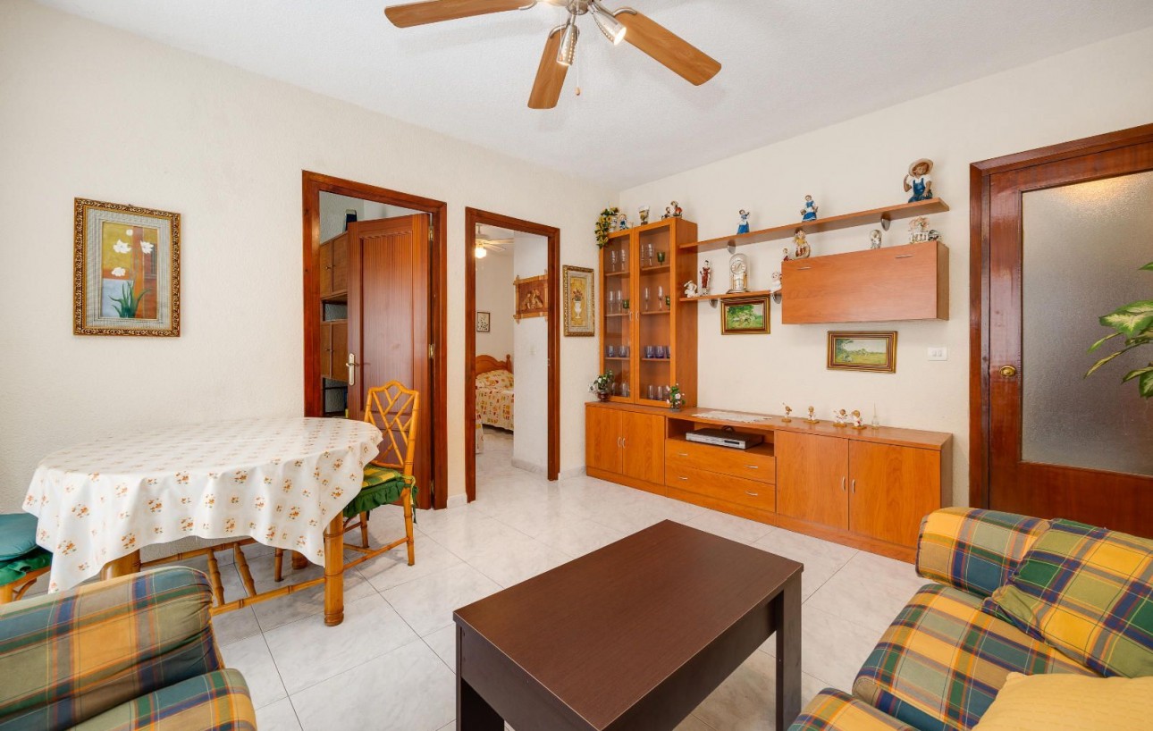 Resale - Wohnung - Torrevieja - Playa del cura