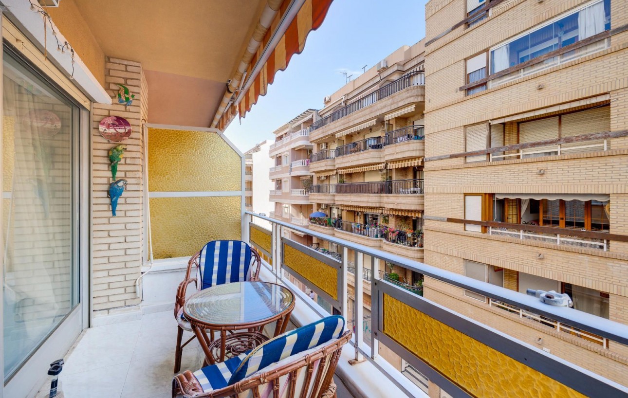 Resale - Wohnung - Torrevieja - Playa del cura