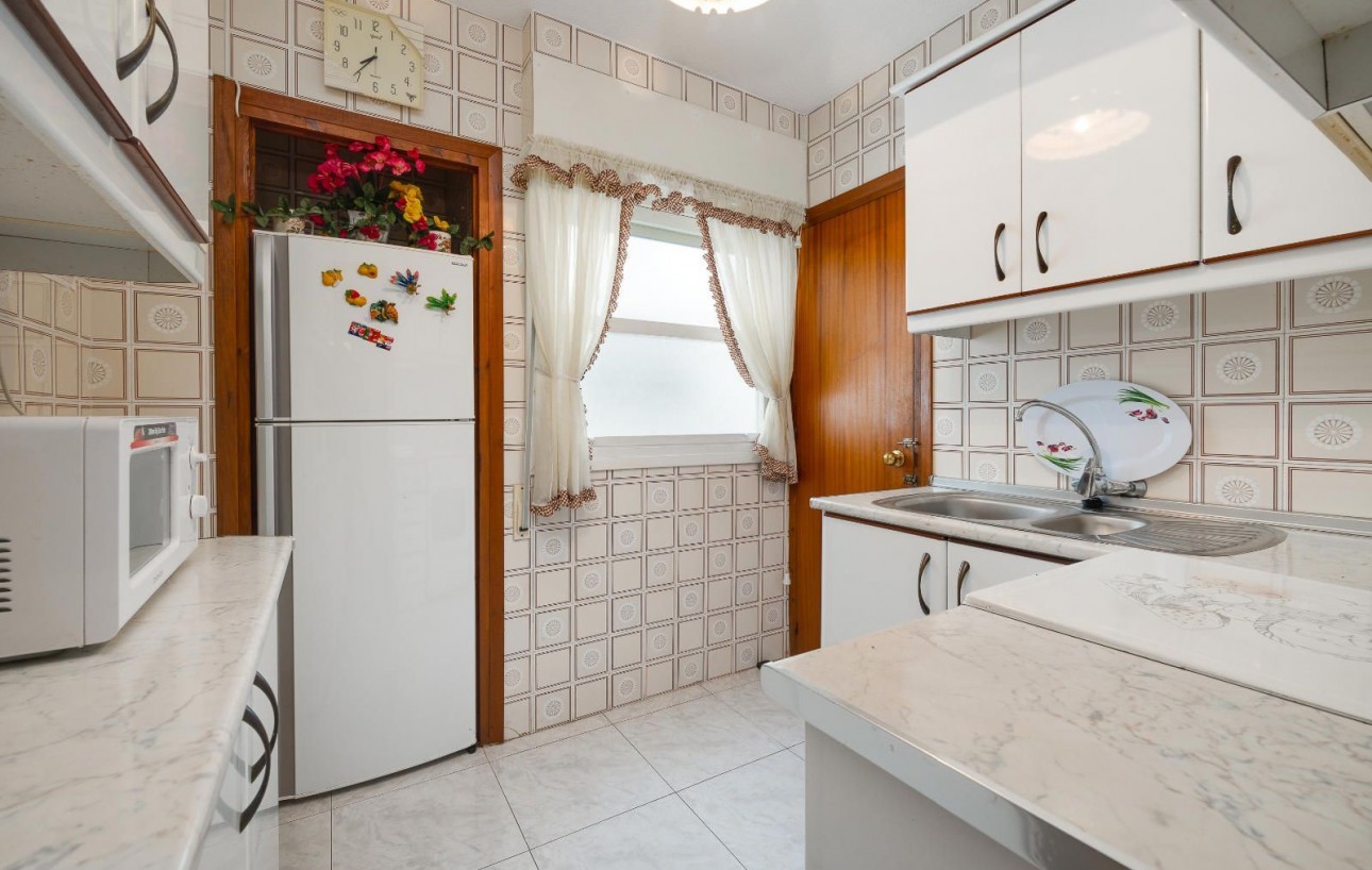 Resale - Wohnung - Torrevieja - Playa del cura