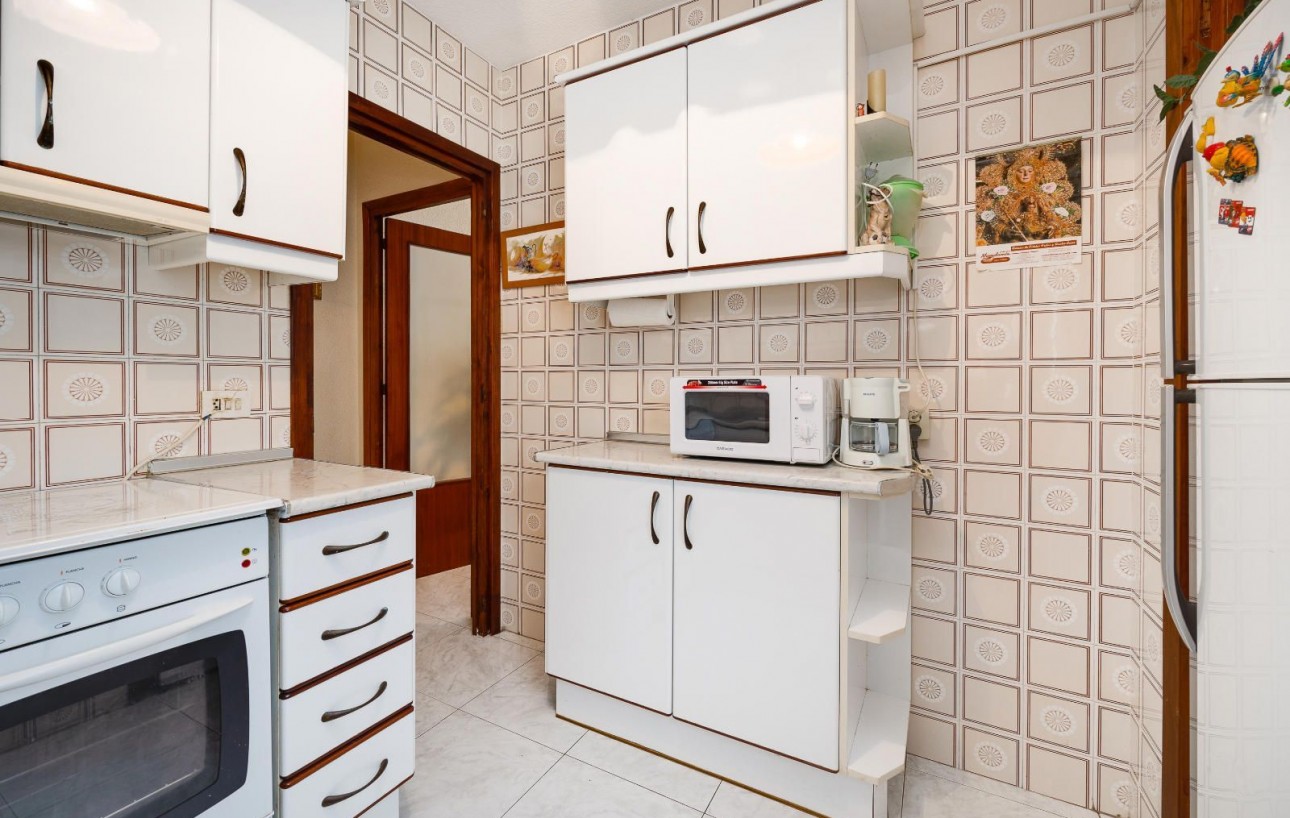 Resale - Wohnung - Torrevieja - Playa del cura
