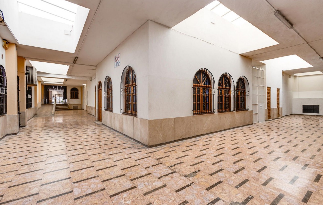 Resale - Wohnung - Torrevieja - Centro