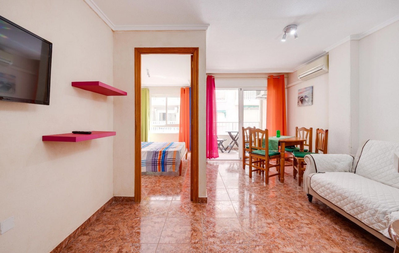 Resale - Wohnung - Torrevieja - Centro