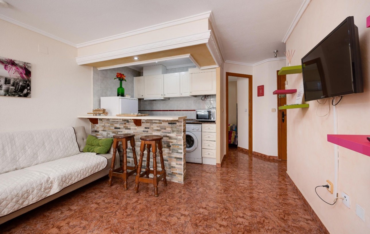 Resale - Wohnung - Torrevieja - Centro