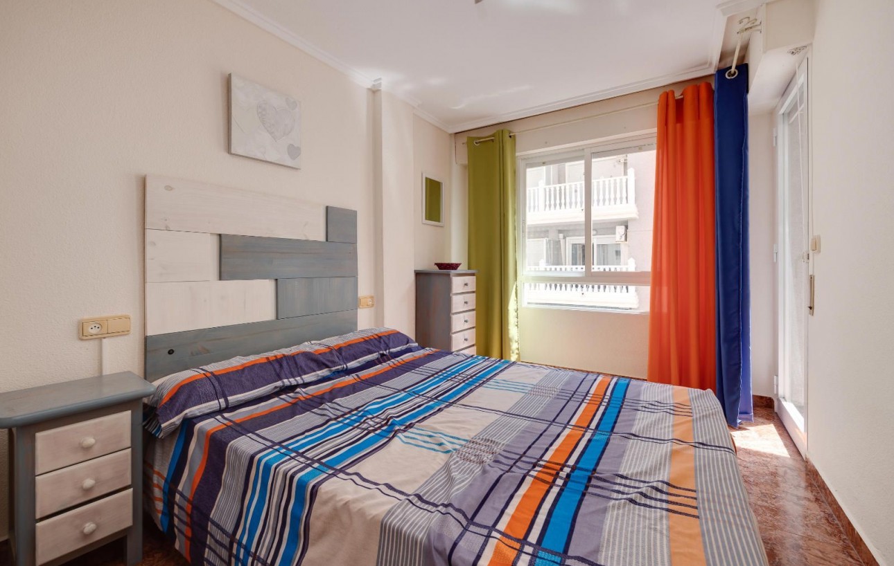 Resale - Wohnung - Torrevieja - Centro