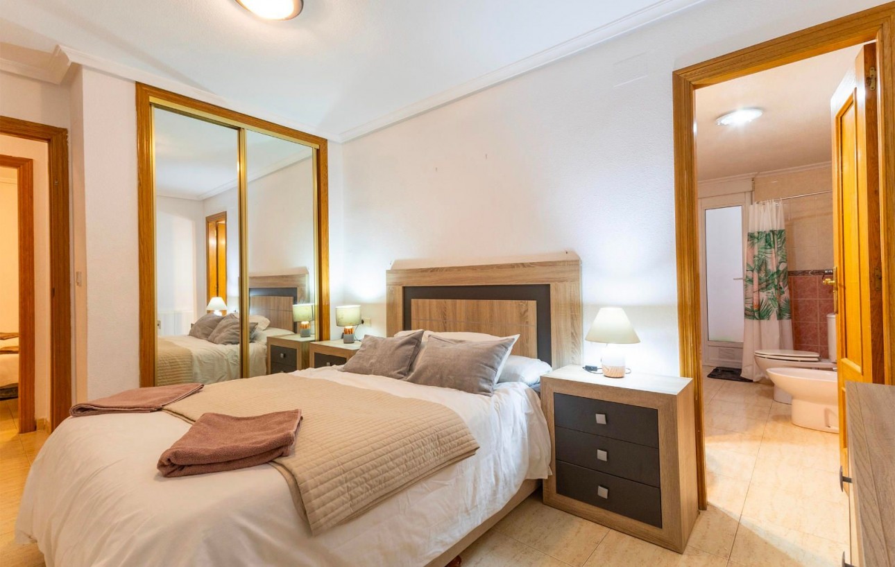 Venta - Apartamento - Torrevieja - Centro