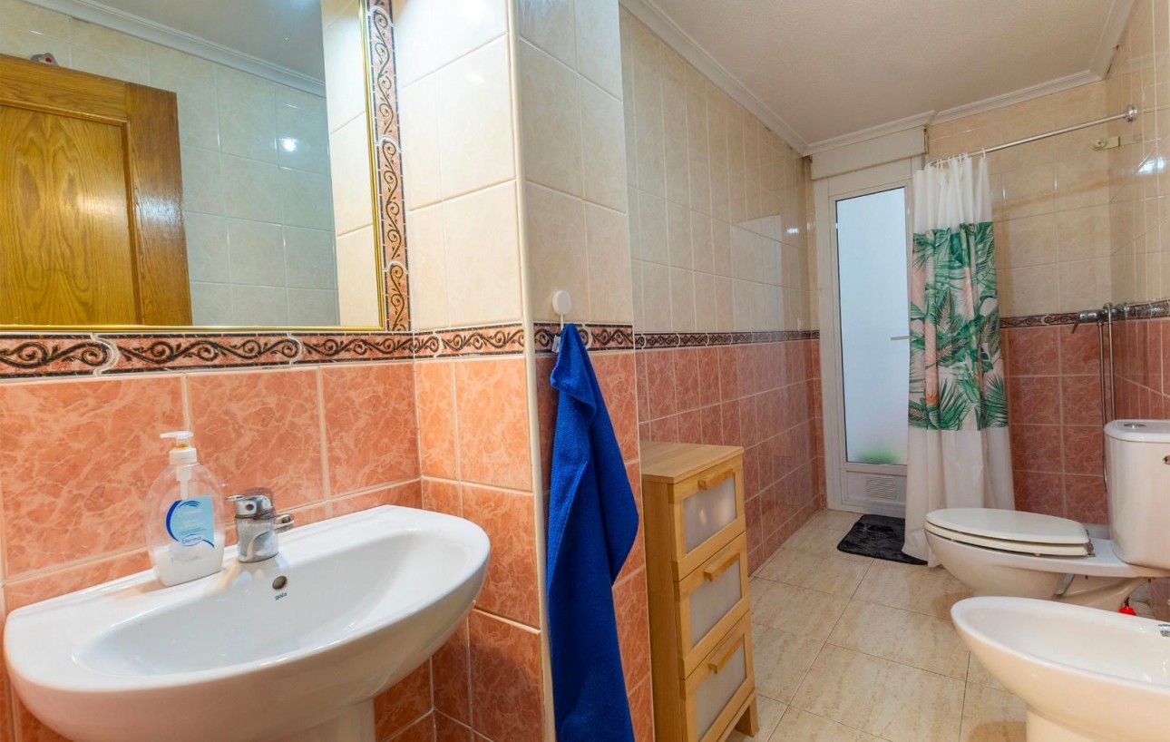 Venta - Apartamento - Torrevieja - Centro