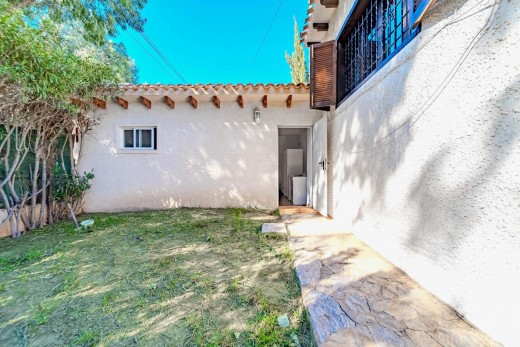 Sale - Chalet - Orihuela Costa - La Zenia