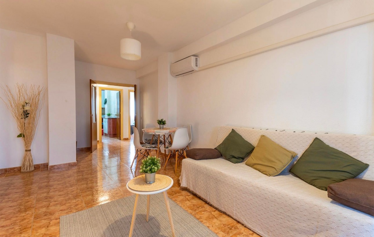 Venta - Apartamento - Torrevieja - Centro