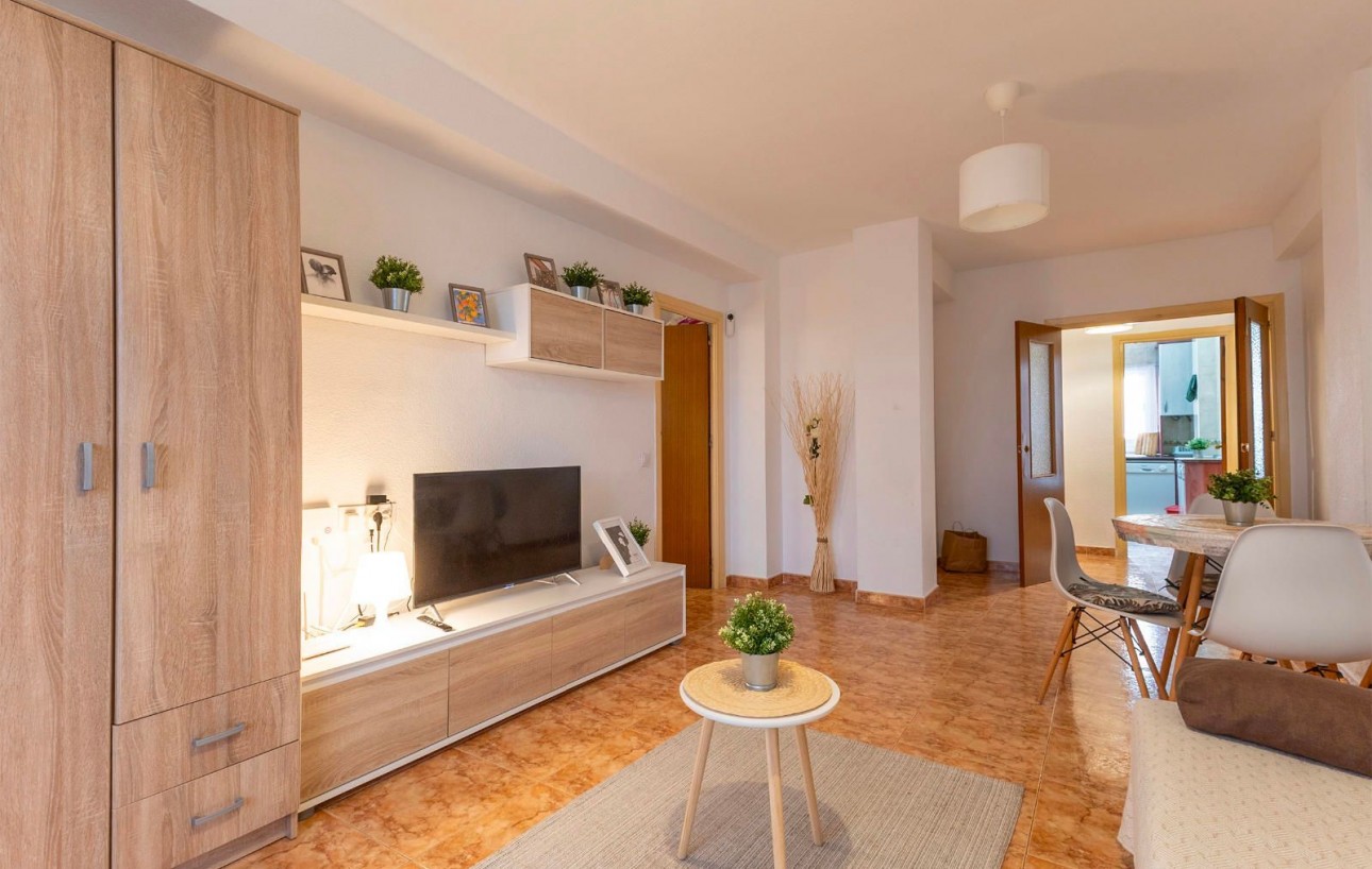 Venta - Apartamento - Torrevieja - Centro
