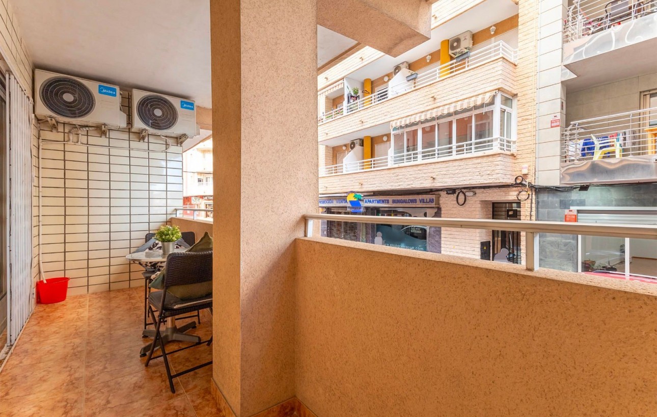 Venta - Apartamento - Torrevieja - Centro