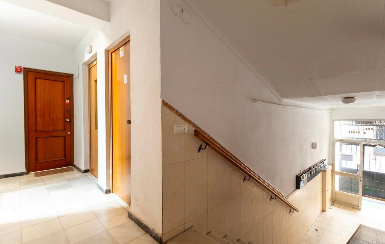 Venta - Apartamento - Torrevieja - Centro
