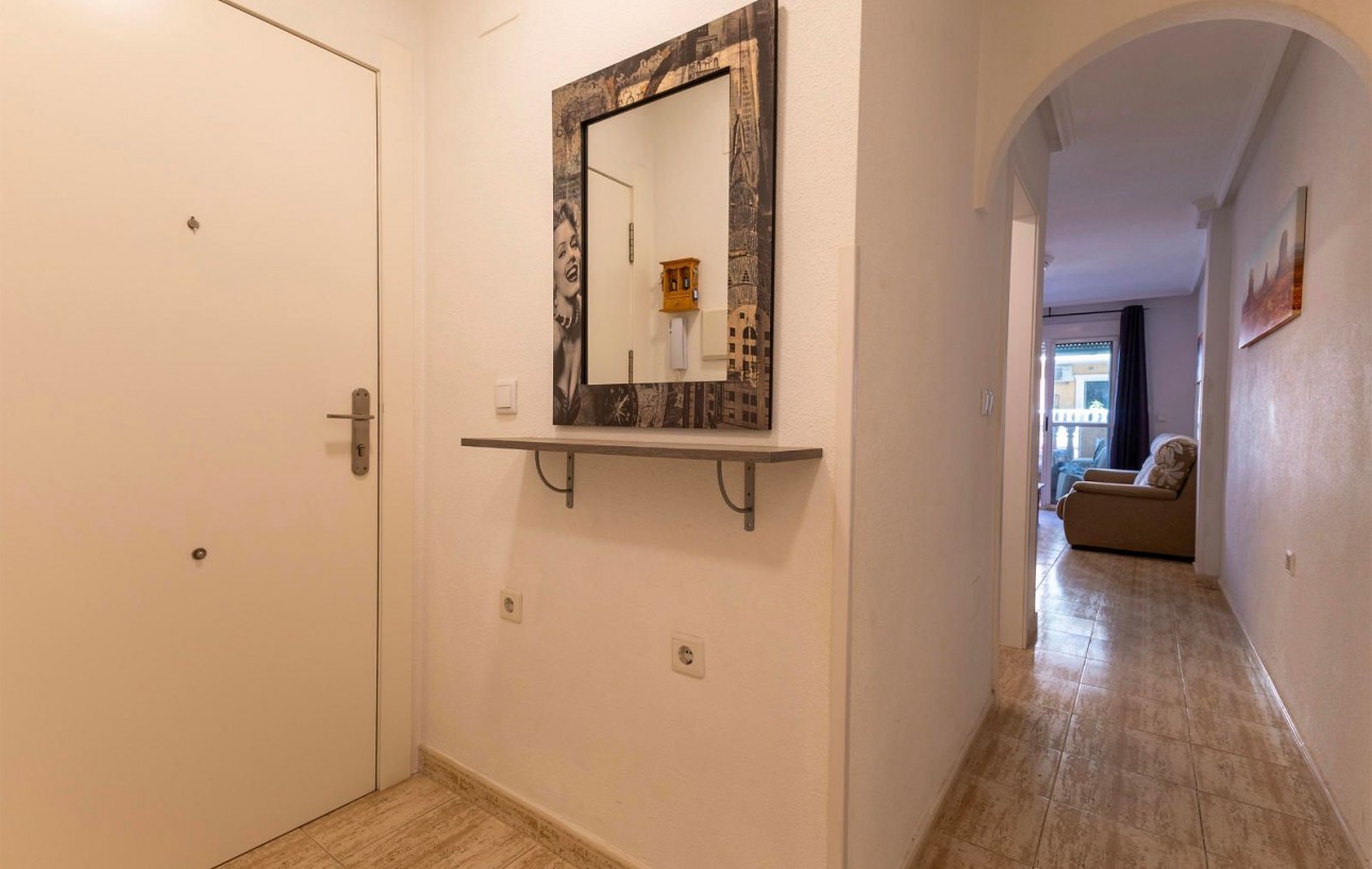 Resale - Lägenhet - Torrevieja - Playa del cura