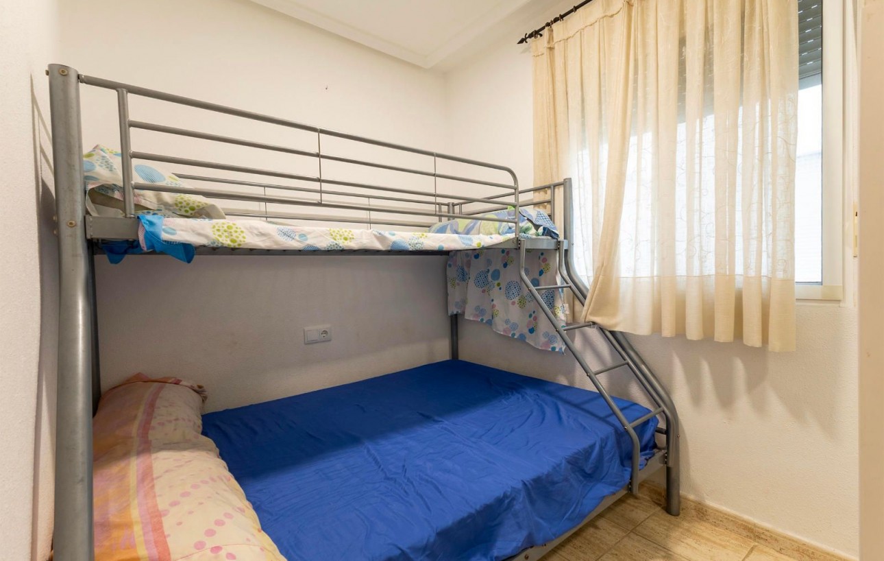 Resale - Lägenhet - Torrevieja - Playa del cura