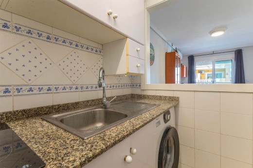 Resale - Lägenhet - Torrevieja - Playa del cura