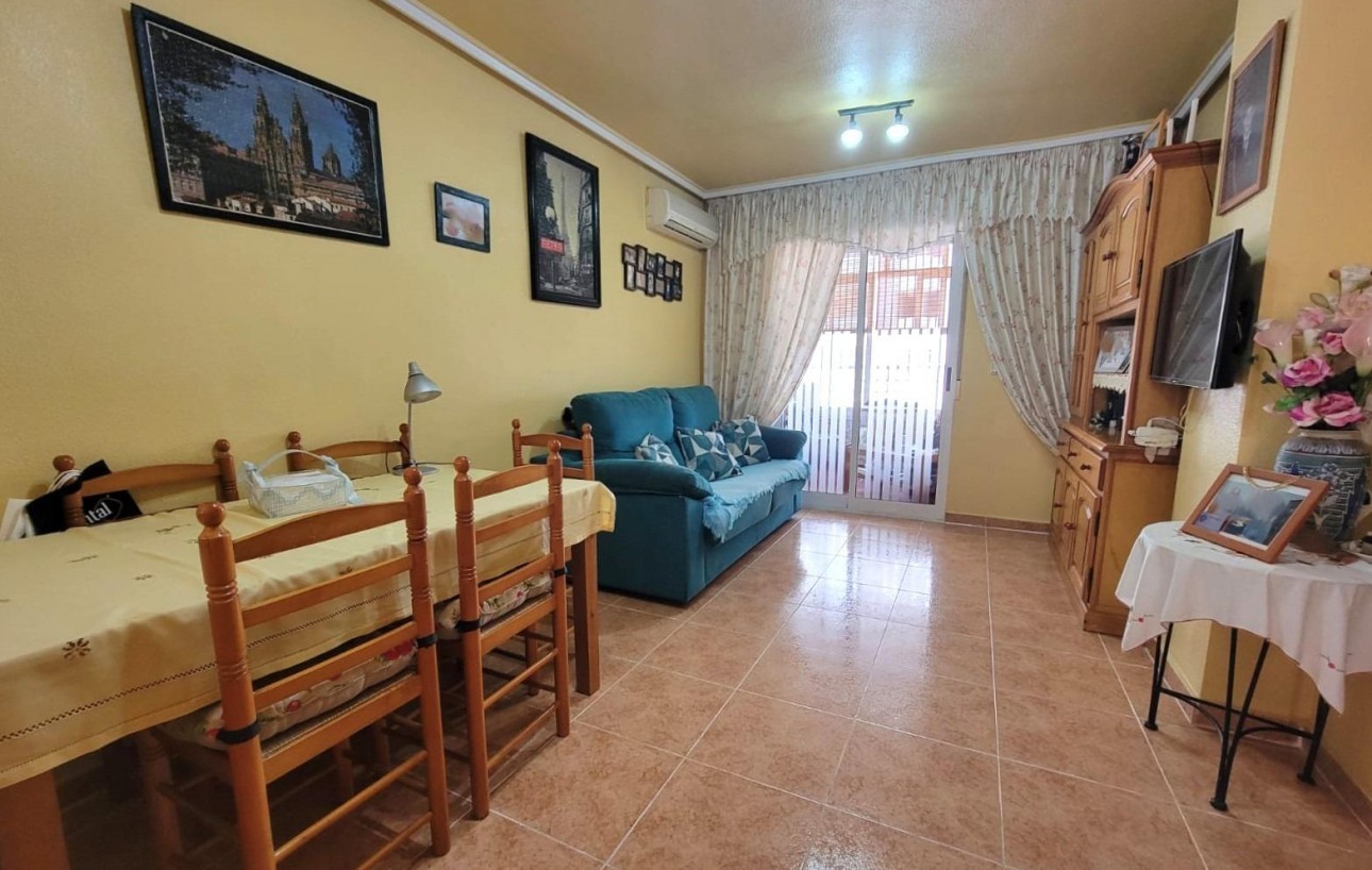 Resale - Wohnung - Torrevieja - Nueva Torrevieja