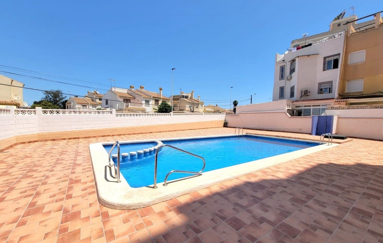 Resale - Wohnung - Torrevieja - Nueva Torrevieja