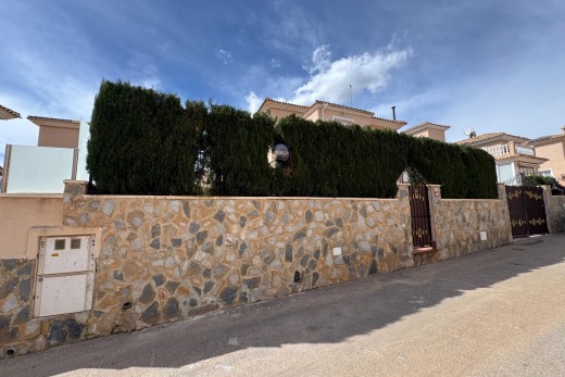 Sale - Villa - Orihuela Costa - Los Balcones